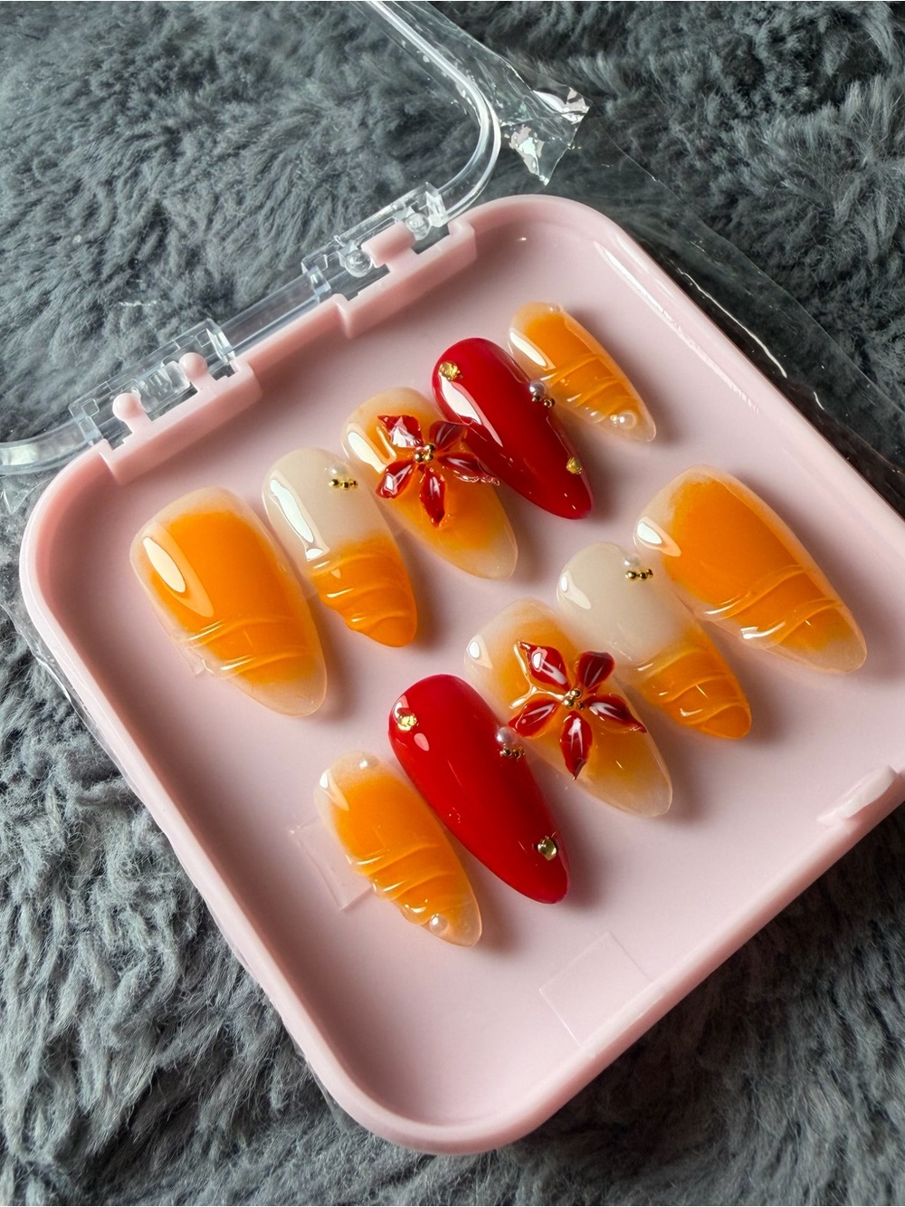 LARGE False-Color Floral Red & Orange Press-On Nail Set - Women Accessories